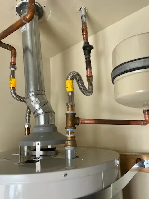 Water heater installation and plumbing repair in Kendal Green
